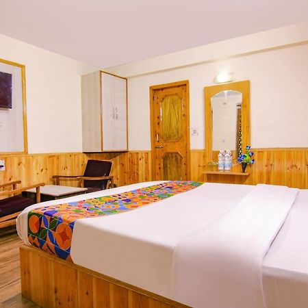 Fabhotel Pushpak Manāli エクステリア 写真