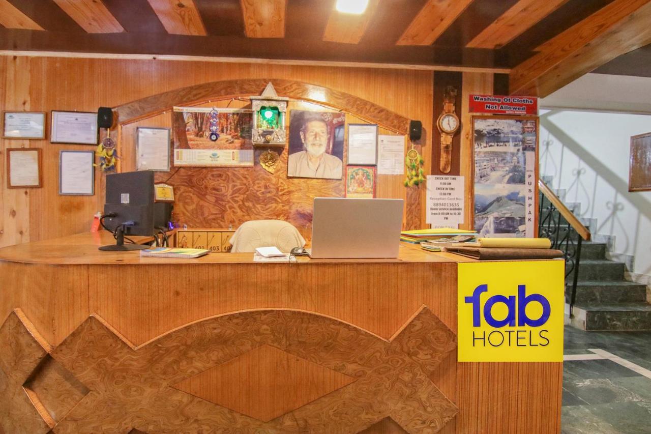 Fabhotel Pushpak Manāli エクステリア 写真